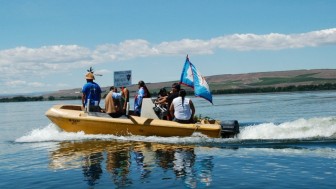 Yakama fishers protest coal exports